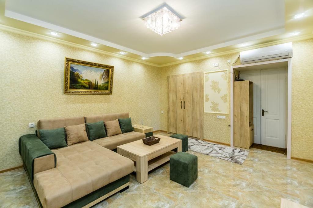 "Stella Artois"- Apartamento Tiflis Exterior foto